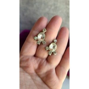 Vintage Clear Rhinestone Screwback Earrings